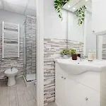 Modern Loft 8 Min From Duomo Апартаменты Милан