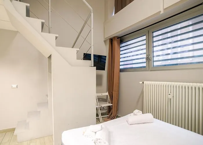 Appartamento Modern Loft 8 Min From Duomo Milano